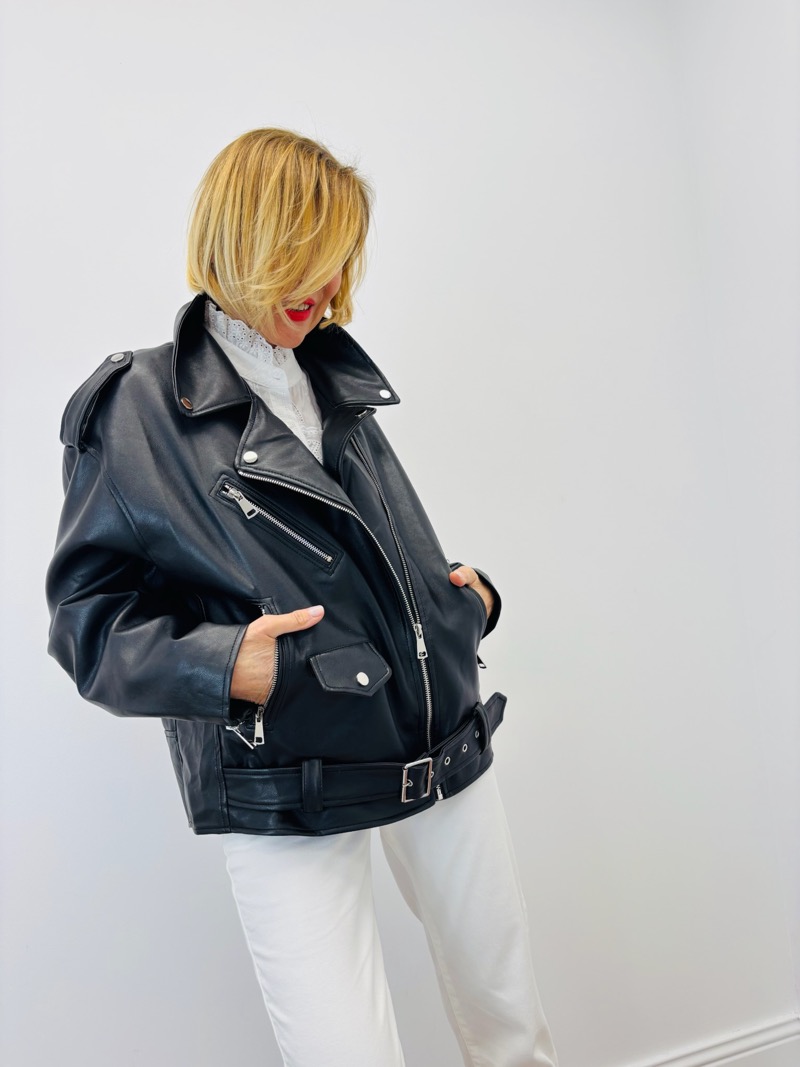 IMG_8175 Veste Simili Cuir Style Perfecto Coupe Structurée – Image 1