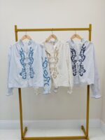 Chemise Brodée Col Volanté En Coton – Image 2