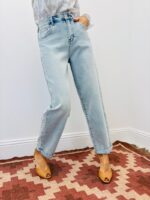 Jean Coupe Balloon Denim Clair Taille Haute