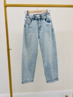 Jean Coupe Balloon Denim Clair Taille Haute – Image 2