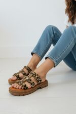 Sandales Multi-Brides Détail Boucles & Clous