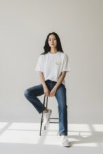 T-Shirt En Coton À Broderie Fruit Et Accessoire Décoratif