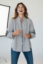 Chemise Rayée Brodée En Coton À Col Montant – Image 5