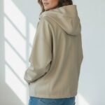 Veste À Capuche Smockée À La Taille