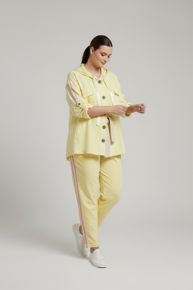 Photoroom_20260216_161318 Veste Chemise À Capuche Grande Taille Esprit Sport Chic Pastel – Image 1