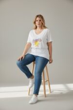 T-Shirt Grande Taille “El Club De La Vitamina D” – Esprit Soleil & Énergie Estivale