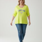 T-Shirt Fluide Bonne Mine Cœur Brodé & Strass – Esprit Fun & Lumineux