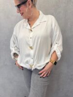 Blouse Fluide Pastel À Boutonnage Bijou – Élégance Décontractée Grande Taille – Image 7