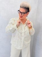 Chemise Broderie Anglaise Grande Taille – Col Volanté & Esprit Romantique – Image 4