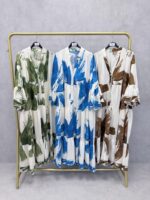 Robe Longue Abstraite – Image 2