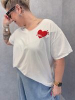 T-shirt Oversize “Cœur Message” En Coton – Minimalisme Chic & Détail Signature