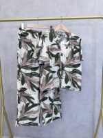 T-Shirt Grande Taille Imprimé Feuillage Élégant – Image 3