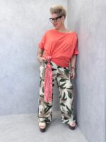 T-Shirt Grande Taille Avec Écharpe Imprimée Amovible – Image 6