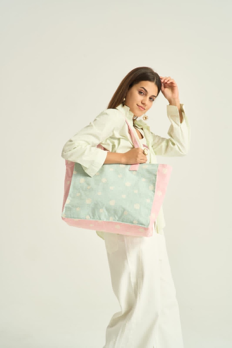 6d54c14a-7c27-40b1-afeb-b99787009873 Sac Cabas Imprimé Pastel Vert D’Eau Et Rose Esprit Printanier – Image 1