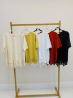 T-Shirt Détail Dentelle Bas – Image 2