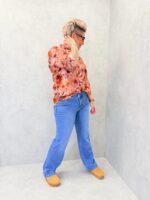 Chemise Fluide Imprimé Floral Terracotta Esprit Élégance Moderne – Image 3