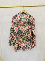 Chemise Fluide Imprimé Floral Fond Noir Esprit Élégant – Image 4