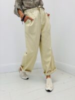 Pantalon Large À Taille Élastiquée Avec Ceinture