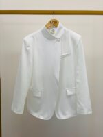 Veste Élégante À Boutonnage Décalé Et Col Montant – Image 2