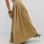 Jupe Midi Élégante À Plis Structurés