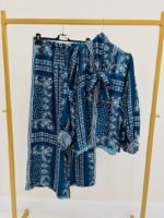 Chemise Fluide Imprimé Bandana Avec Foulard Intégré - Marque Corner – Image 5