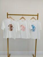 T-Shirt Oversize Imprimé Floral Relief Esprit Artistique – Image 6