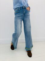 Jean Wide Leg Denim Délavé Broderie Florale Et Finition Crochet