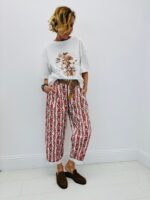 T-Shirt Oversize Imprimé Floral Relief Esprit Artistique – Image 2