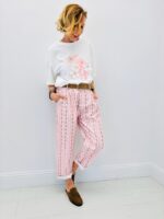 T-Shirt Oversize Imprimé Floral Relief Esprit Artistique – Image 5