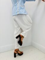 Pantalon Sarouel Taille Haute Drapé Esprit Moderne – Image 6