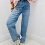Jean Wide Leg Denim Délavé Broderies Cœur Esprit Mode