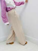 Pantalon À Pinces Fluide Taille Haute Élégance Naturelle – Image 2