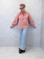 Blouse Grande Taille Carreaux Bleu & Blanc – Esprit Romantique Chic – Image 2