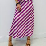 Jupe Rayée Satinée Coupe Fluide Élégance Moderne - ACOLYTES