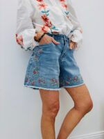 Short En Jean Brodé Fleuri – Image 4