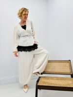 Top avec dentelle brodée – Image 2