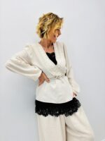 Top avec dentelle brodée – Image 3