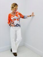 Pull col V coloré – Image 2