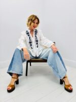 Chemise Brodée Élégante – Image 2