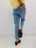 Jean Coupe Mom – Image 3