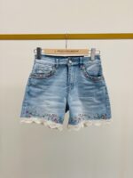Short En Jean Brodé À Finition Dentelle – Image 2