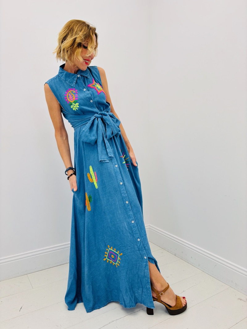 IMG_7555 Robe Brodée Bohème - Marque GOLD&SILVER – Image 1