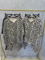 Ensemble Léopard Sport Chic Grande Taille À Bandes Contrastées – Image 3