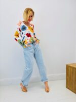 Pull Maille Artistique Imprimé Floral & Coccinelle Col V – Image 3