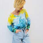 Pull Maille Artistique Dégradé Floral Jaune & Bleu Col V