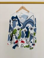 Pull Maille Fluide À Col V Imprimé Visage Artistique Moderne – Image 4