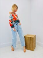 Pull Maille Fluide À Col V Imprimé Feuilles Artistiques Contrastées – Image 3