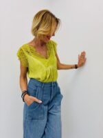 T-Shirt Satiné À Dentelle Élégante – Image 2