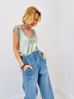 T-Shirt Satiné À Dentelle Élégante