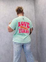 T-Shirt Grande Taille Love Yourself First – Image 6